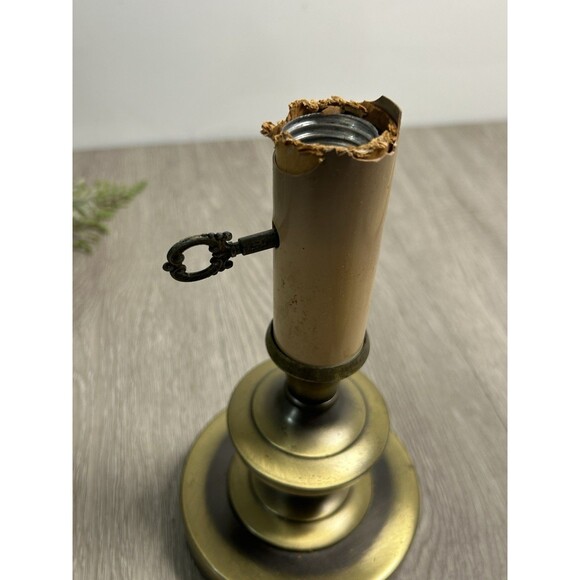 Vintage MCM Brass Toleware Accent Lamp For Vanity Nightstand 14” - Picture 9 of 13